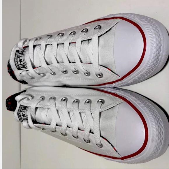 Converse All Star Chucks - Low - Picture 1 of 5